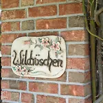 5 Sterne Reetdachhaus Wildroeschen