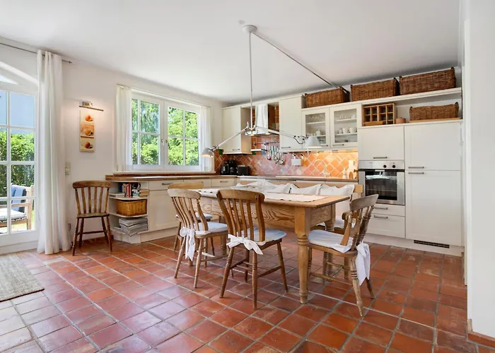 5 Sterne Reetdachhaus Wildroeschen Дом отдыха Zirkow